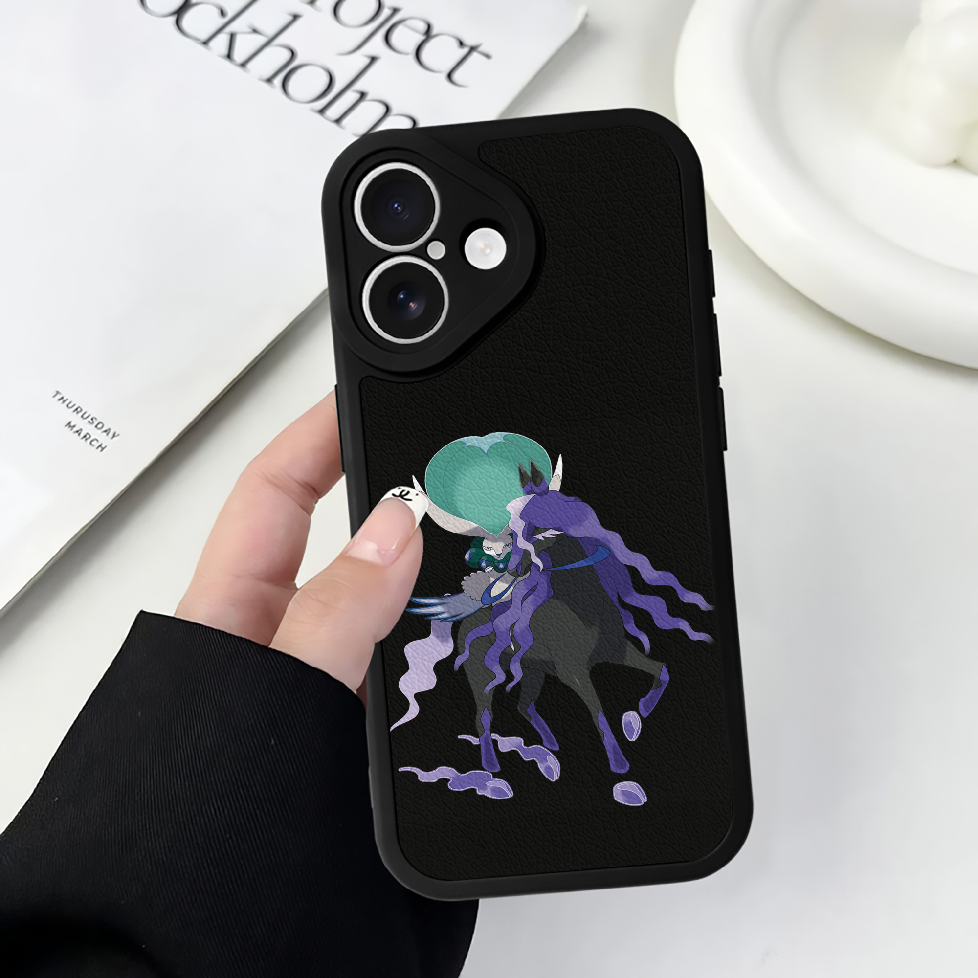 （画像用） ポケットモンスター Pokémon 【iPhone 16シリーズ対応】シリコンスマホケース（レザー調） 材質：シリコン